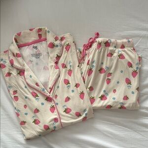 NEW — Talulah Women’s Pajama Set